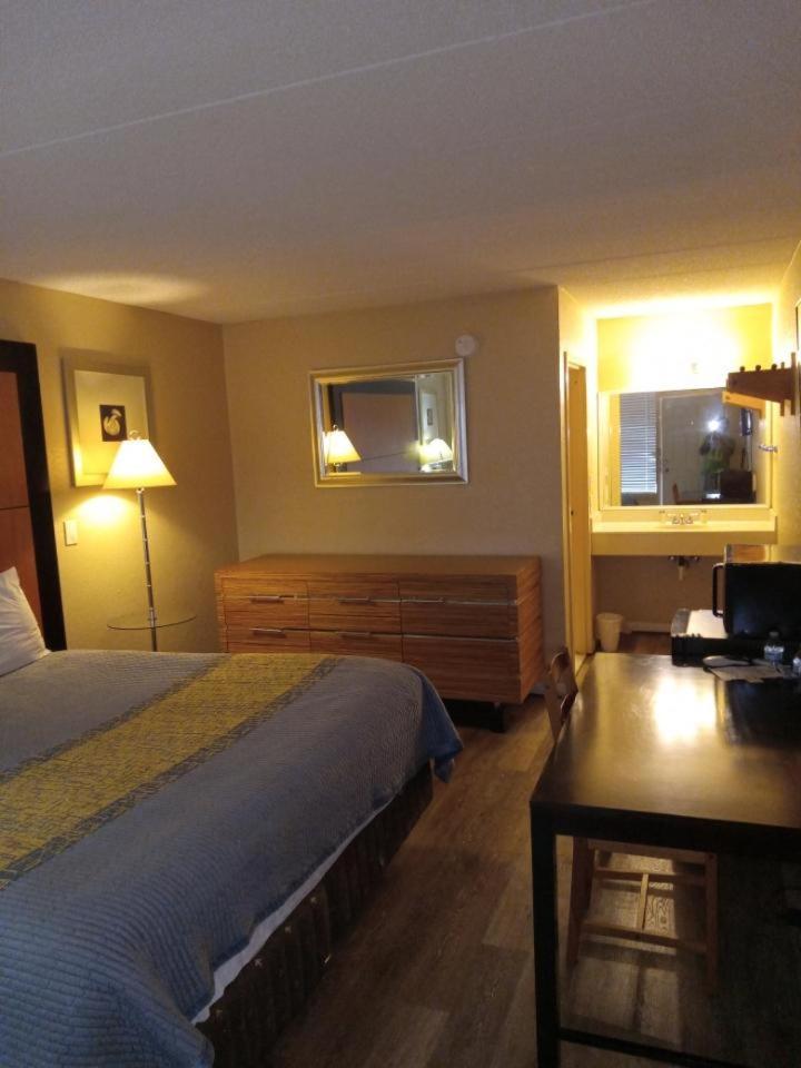 Apm Inn And Suites Winchester Ngoại thất bức ảnh