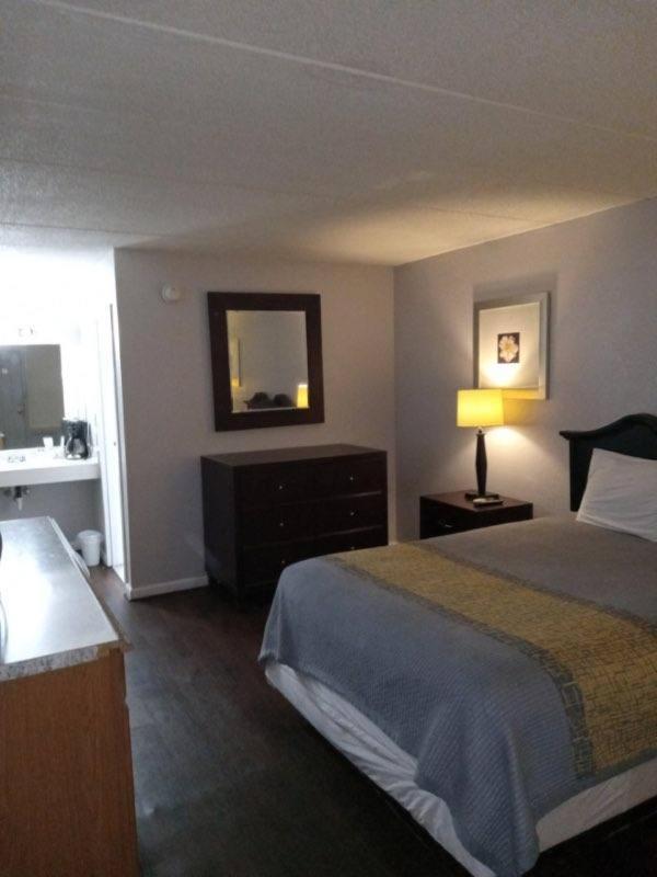 Apm Inn And Suites Winchester Ngoại thất bức ảnh