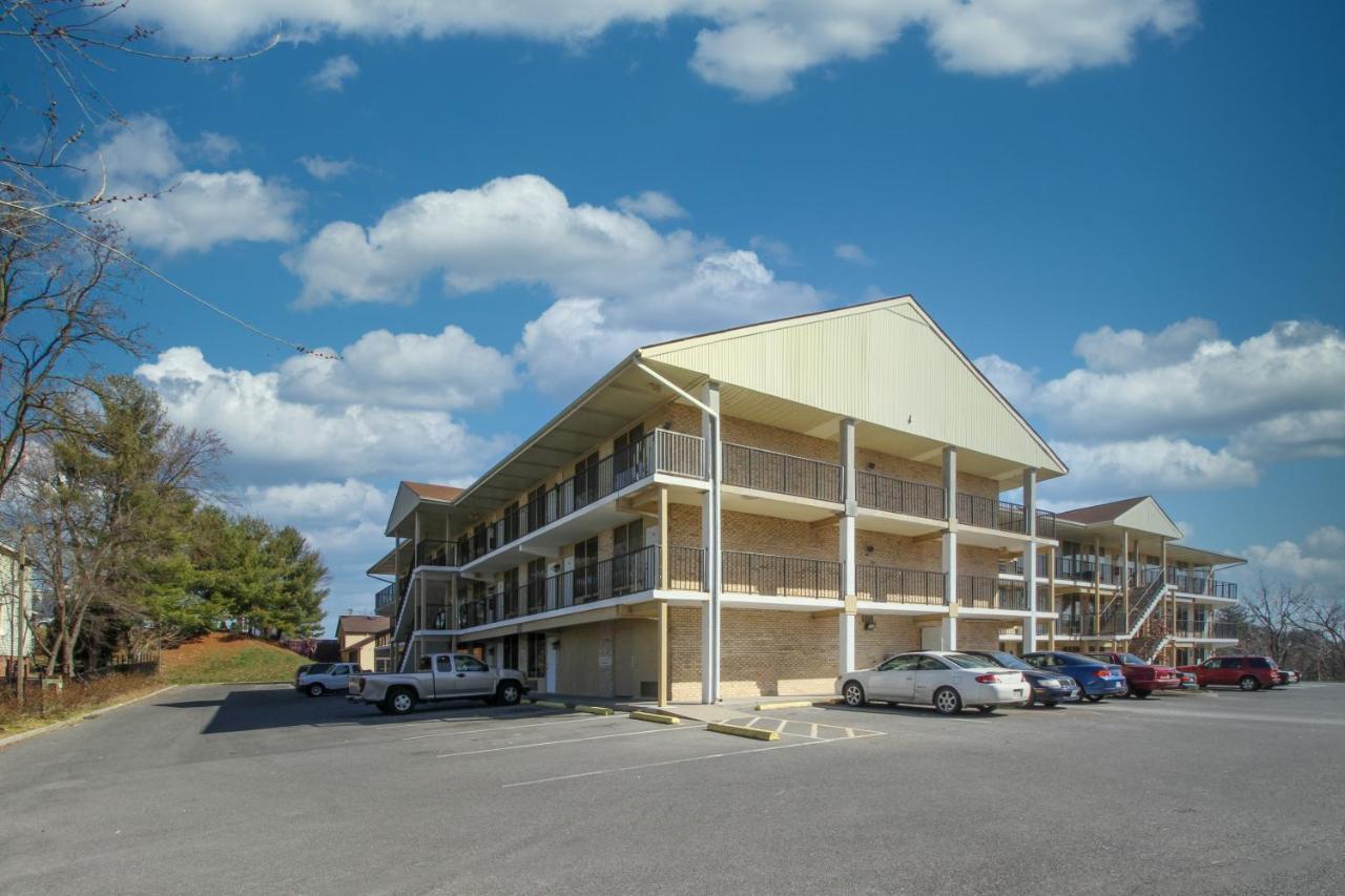 Apm Inn And Suites Winchester Ngoại thất bức ảnh